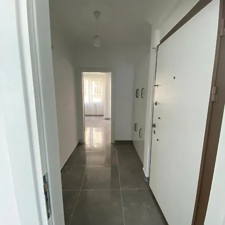 Apt Center 1+1 Lägenhet *