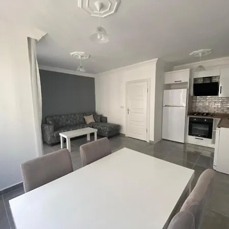 Apt Center 1+1 Lägenhet